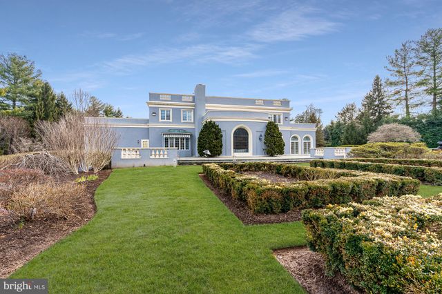 $4,300,000 | 9000 Durham Drive, Potomac, MD 20854