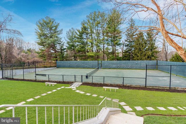 $4,300,000 | 9000 Durham Drive, Potomac, MD 20854