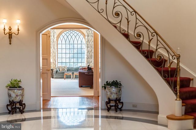 $4,300,000 | 9000 Durham Drive, Potomac, MD 20854