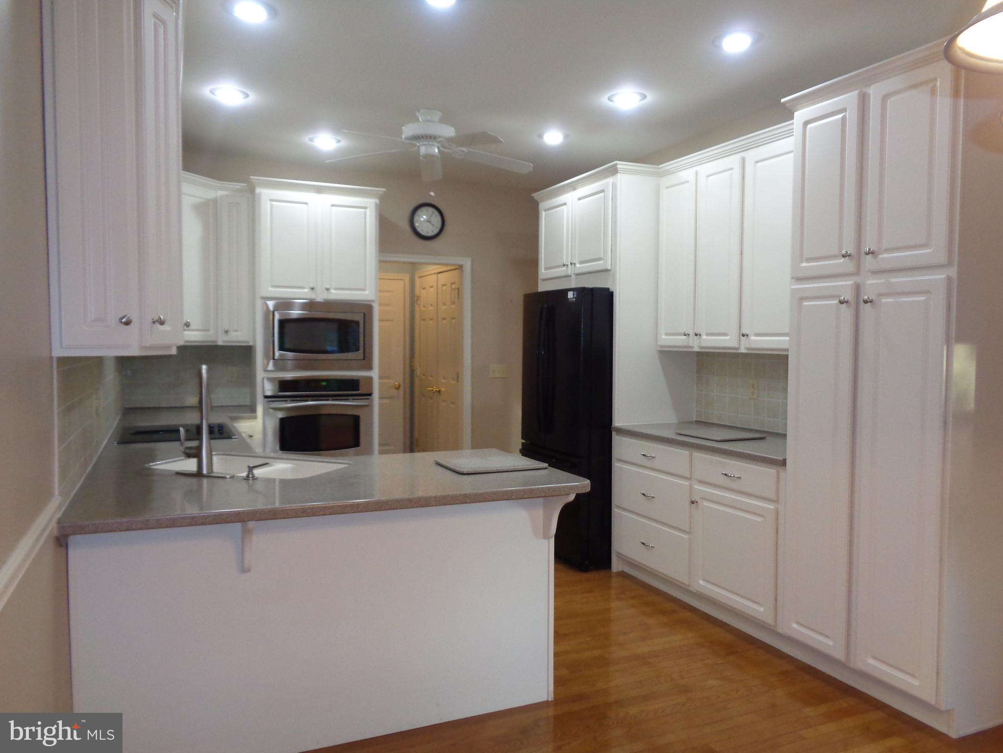 203 Sutherland Road Lancaster, PA 17603 - Photo 8 of 30 Gallery Image 8