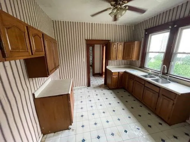 $89,900 | 5030 Walrond Avenue, Kansas City, MO 64130