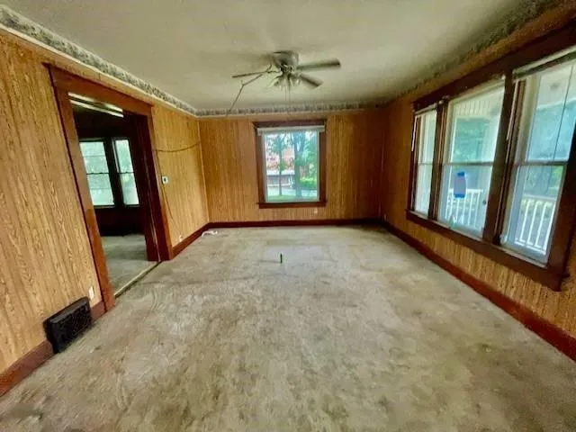 $89,900 | 5030 Walrond Avenue, Kansas City, MO 64130