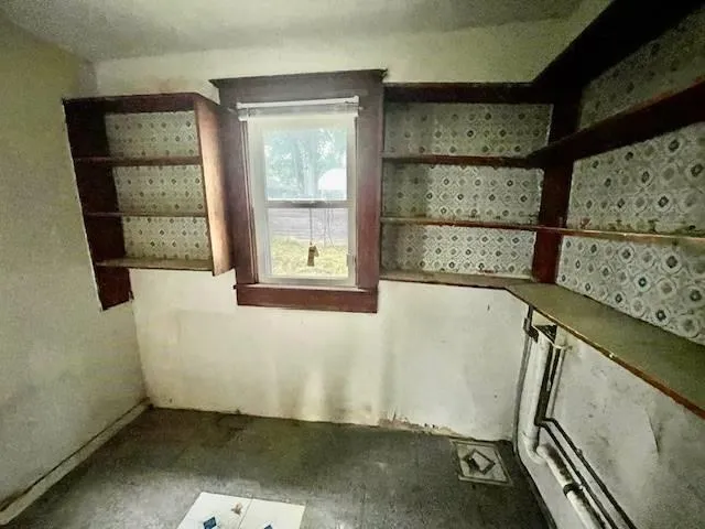 $89,900 | 5030 Walrond Avenue, Kansas City, MO 64130