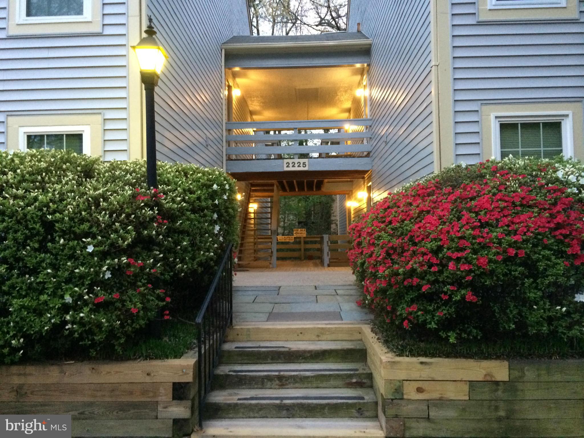 2225 Lovedale Lane, Unit F Reston, VA 20191 - Photo 2 of 14 Exterior (Front)