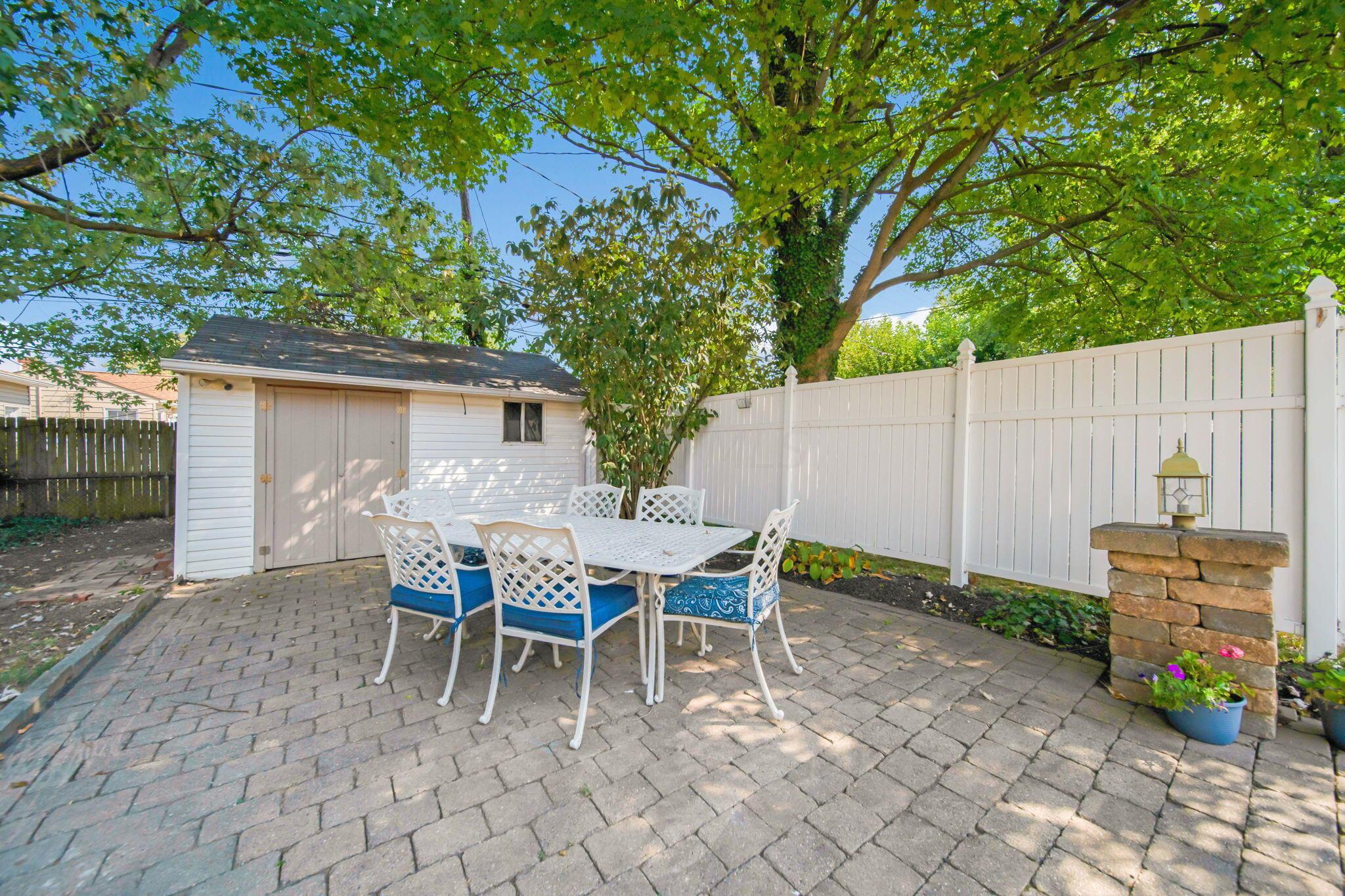 2202 Edgevale Road Columbus, OH 43221 - Photo 31 of 35 Paver patio