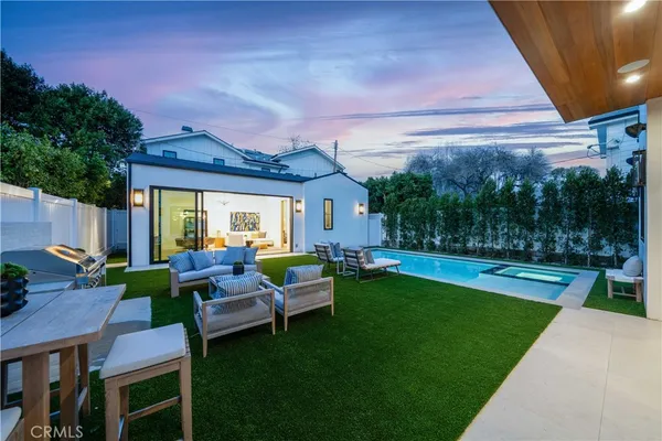 $22,500 | 12207 Valleyheart Drive, Studio City, CA 91604