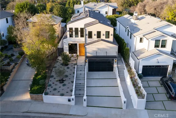 $22,500 | 12207 Valleyheart Drive, Studio City, CA 91604