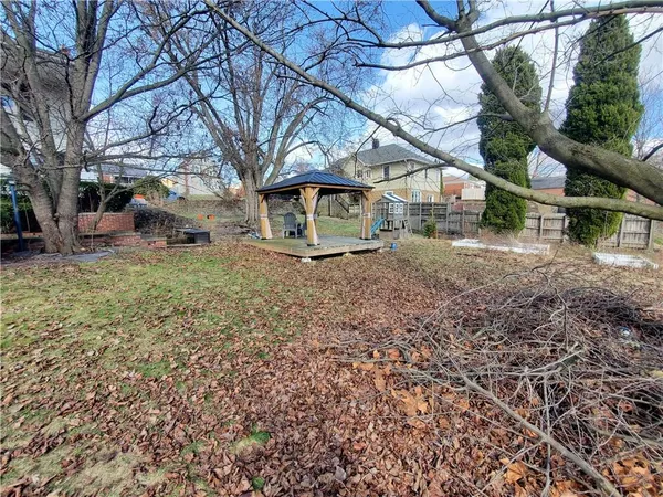 $239,900 | 400 Elwyn Avenue, Springdale, PA 15144