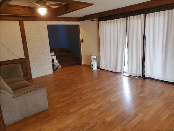 $239,900 | 400 Elwyn Avenue, Springdale, PA 15144