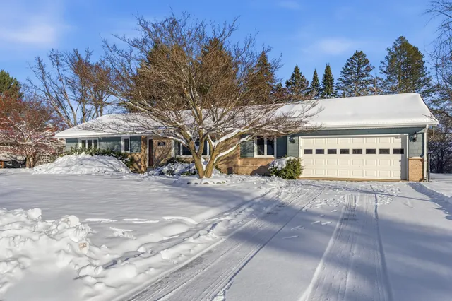 $319,900 | 6409 Trotwood Street, Portage, MI 49024