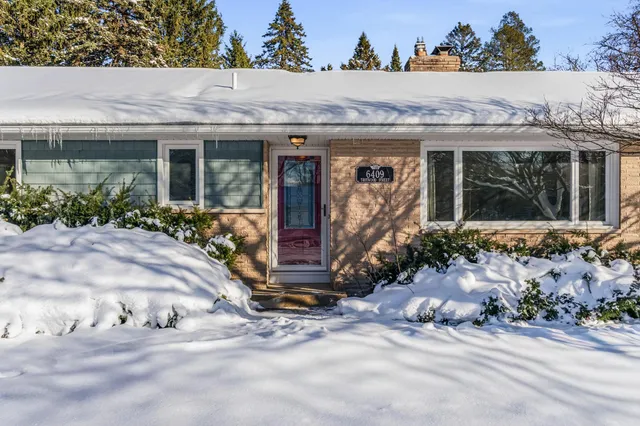 $319,900 | 6409 Trotwood Street, Portage, MI 49024