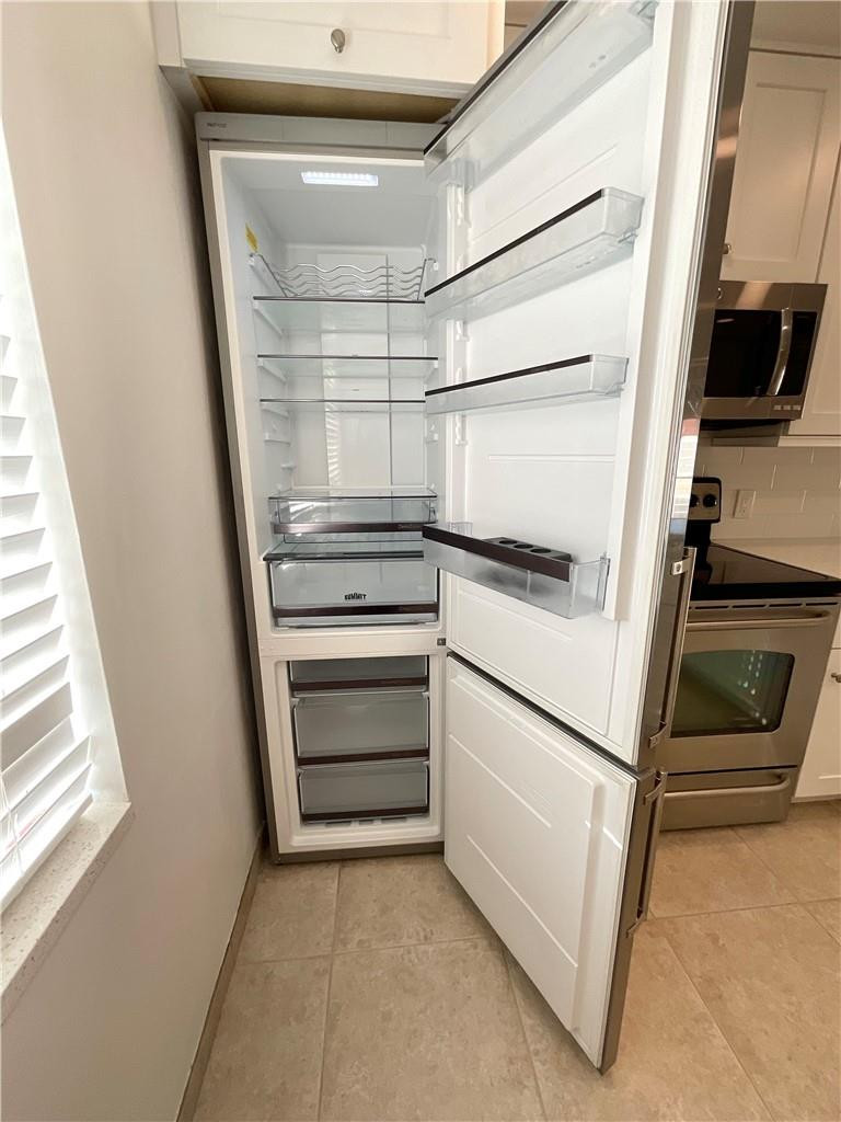 9354 Southwest 3rd Street, Unit 610 Boca Raton, FL 33428 - Photo 4 of 17 Photo 4