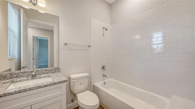 $2,800 | 2930 River Run Way, Bradenton, FL 34208