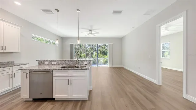 $2,800 | 2930 River Run Way, Bradenton, FL 34208