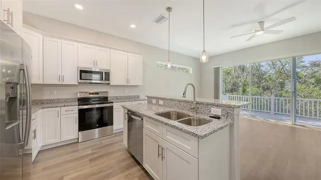 $2,800 | 2930 River Run Way, Bradenton, FL 34208