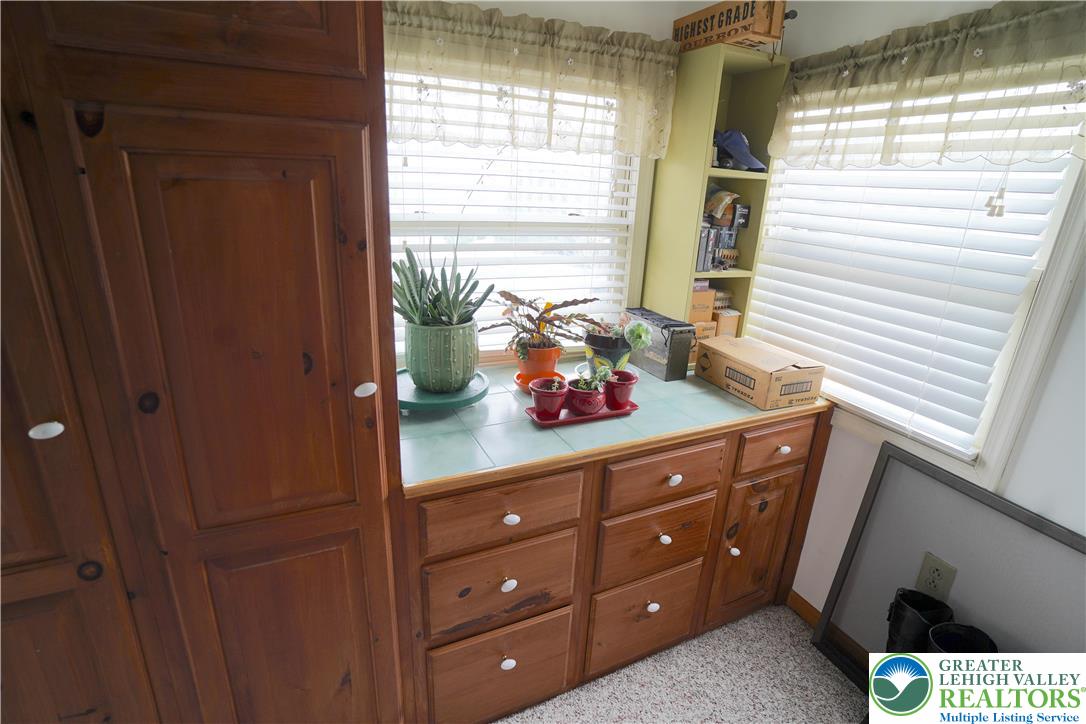 556 Main Street Slatington, PA 18080 - Photo 35 of 52