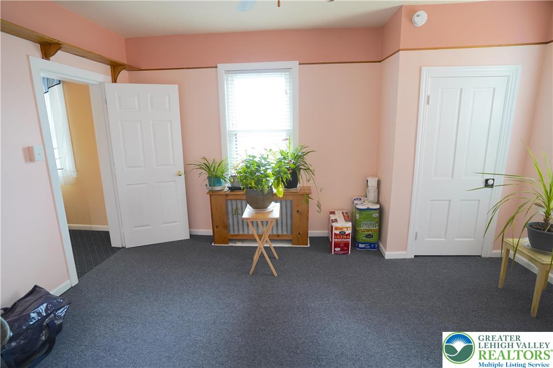 556 Main Street Slatington, PA 18080 - Photo 38 of 52
