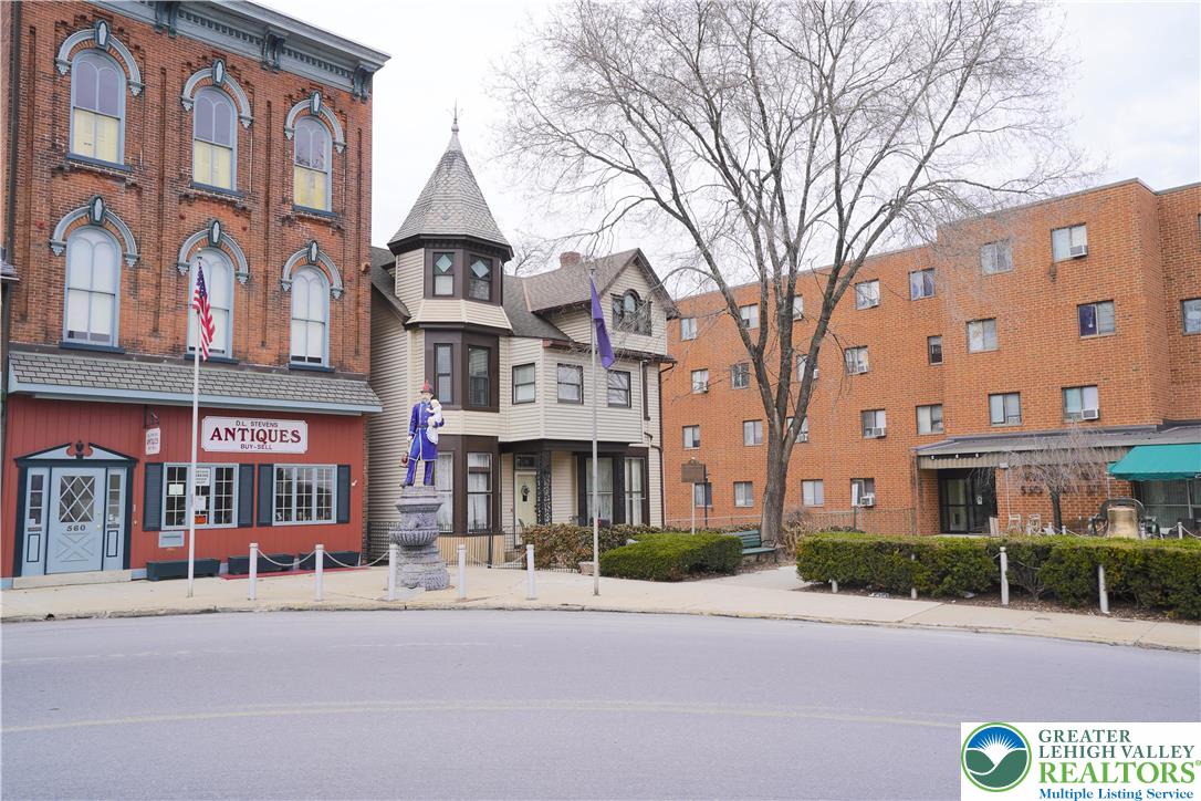 556 Main Street Slatington, PA 18080 - Photo 51 of 52