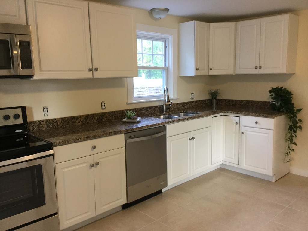 487 Granite Street Worcester, MA 01607 - Photo 1 of 24 Gallery Image 1