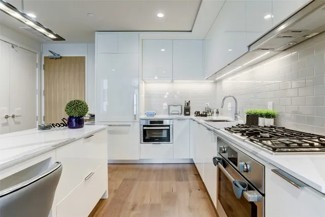 $3,400 | 44 East Avenue, Unit 1502, Austin, TX 78701