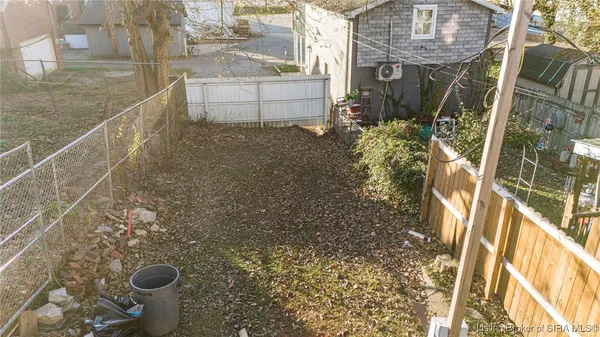 $129,000 | 707 Walnut Street, Madison, IN 47250