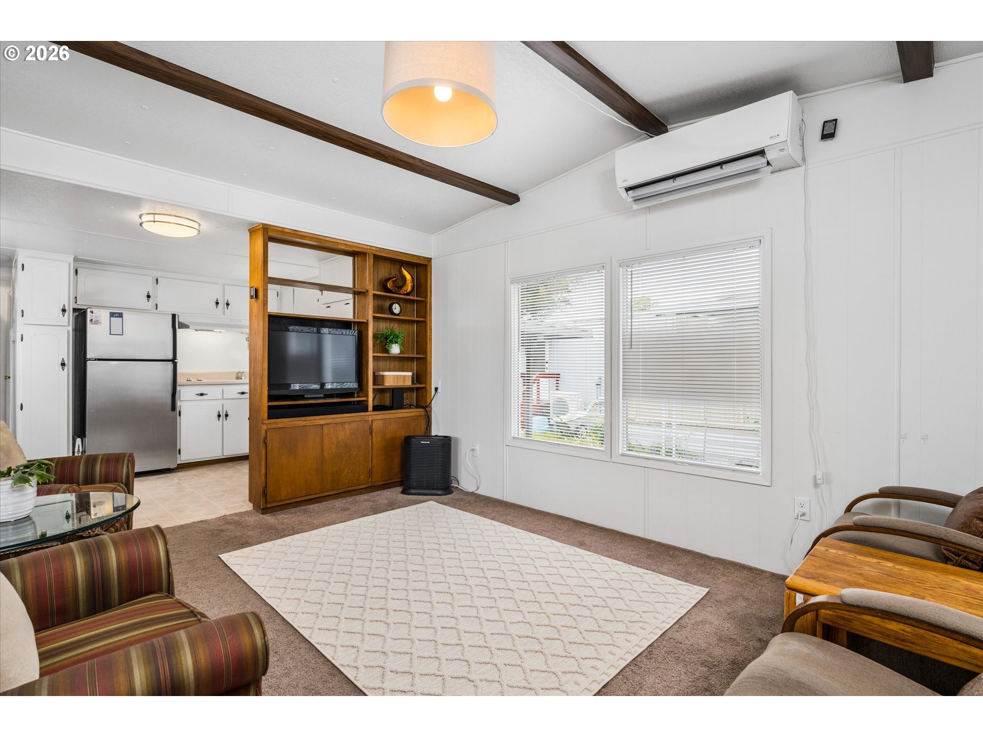 2150 Laura Street, Unit 79 Springfield, OR 97477 - Photo 10 of 34 Living Room