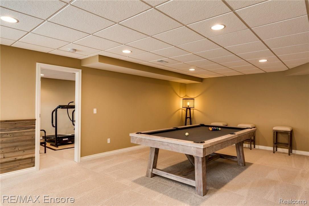 6981 Oakhurst Ridge Road Clarkston, MI 48348 - Photo 35 of 48 Large Area for Pool Table