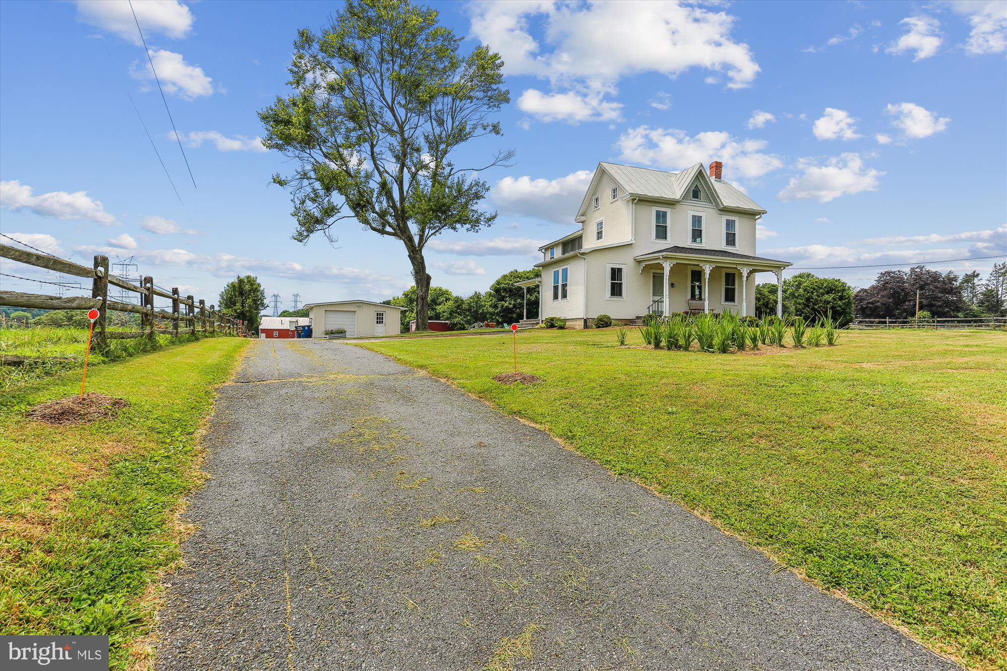 6000 Olney Laytonsville Road Gaithersburg, MD 20882 - Photo 52 of 56 Driveway