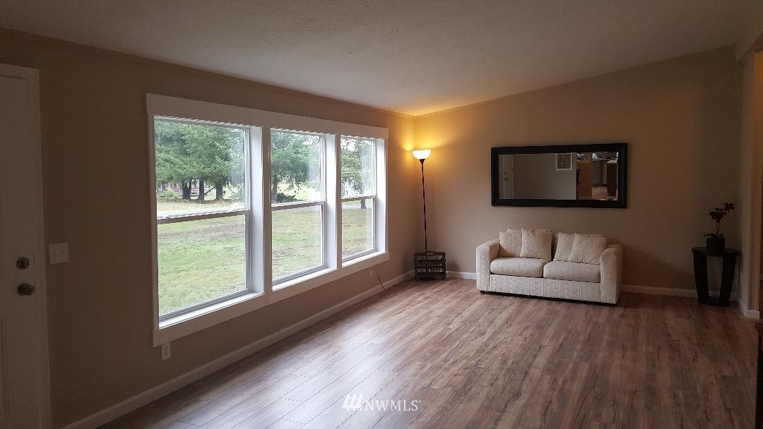 7737 196th Lane Southwest Rochester, WA 98579 - Photo 5 of 16