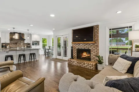 $1,000,000 | 102 Azalea Lane, Franklin, TN 37064