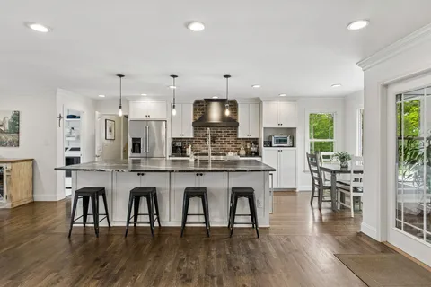 $1,000,000 | 102 Azalea Lane, Franklin, TN 37064