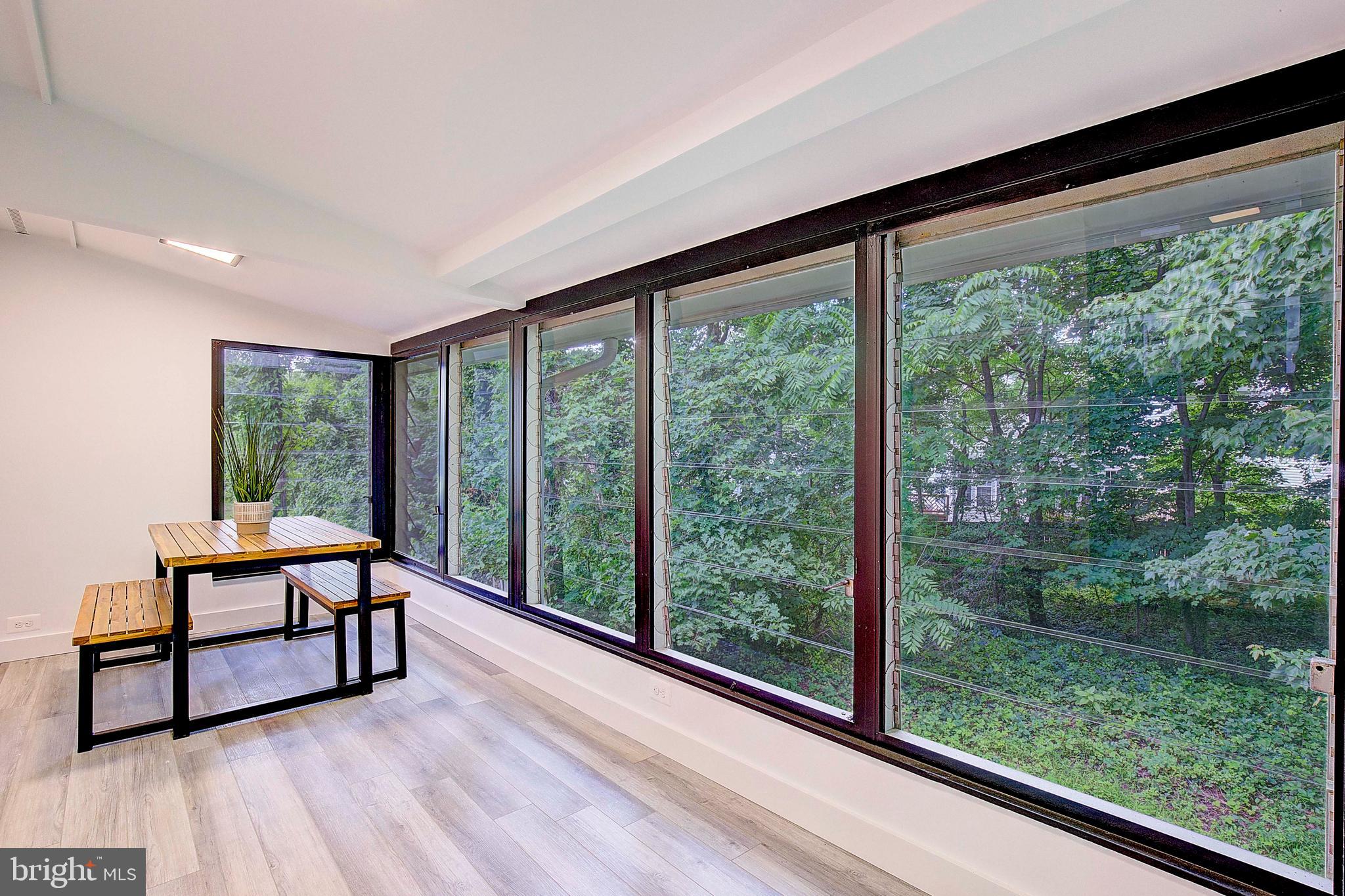 17 Elliott Road Annapolis, MD 21403 - Photo 4 of 23