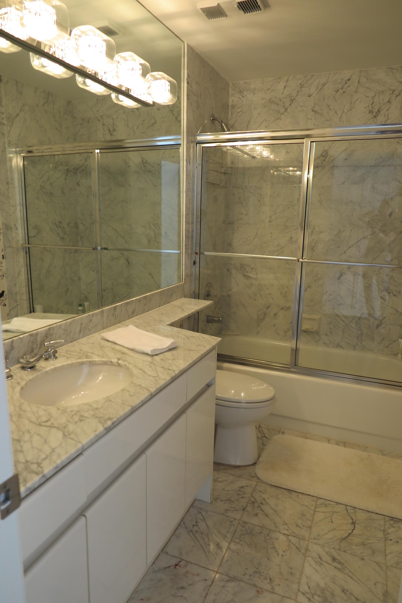 7351 Promenade Drive, Unit 201 Boca Raton, FL 33433 - Photo 23 of 32 Bathroom