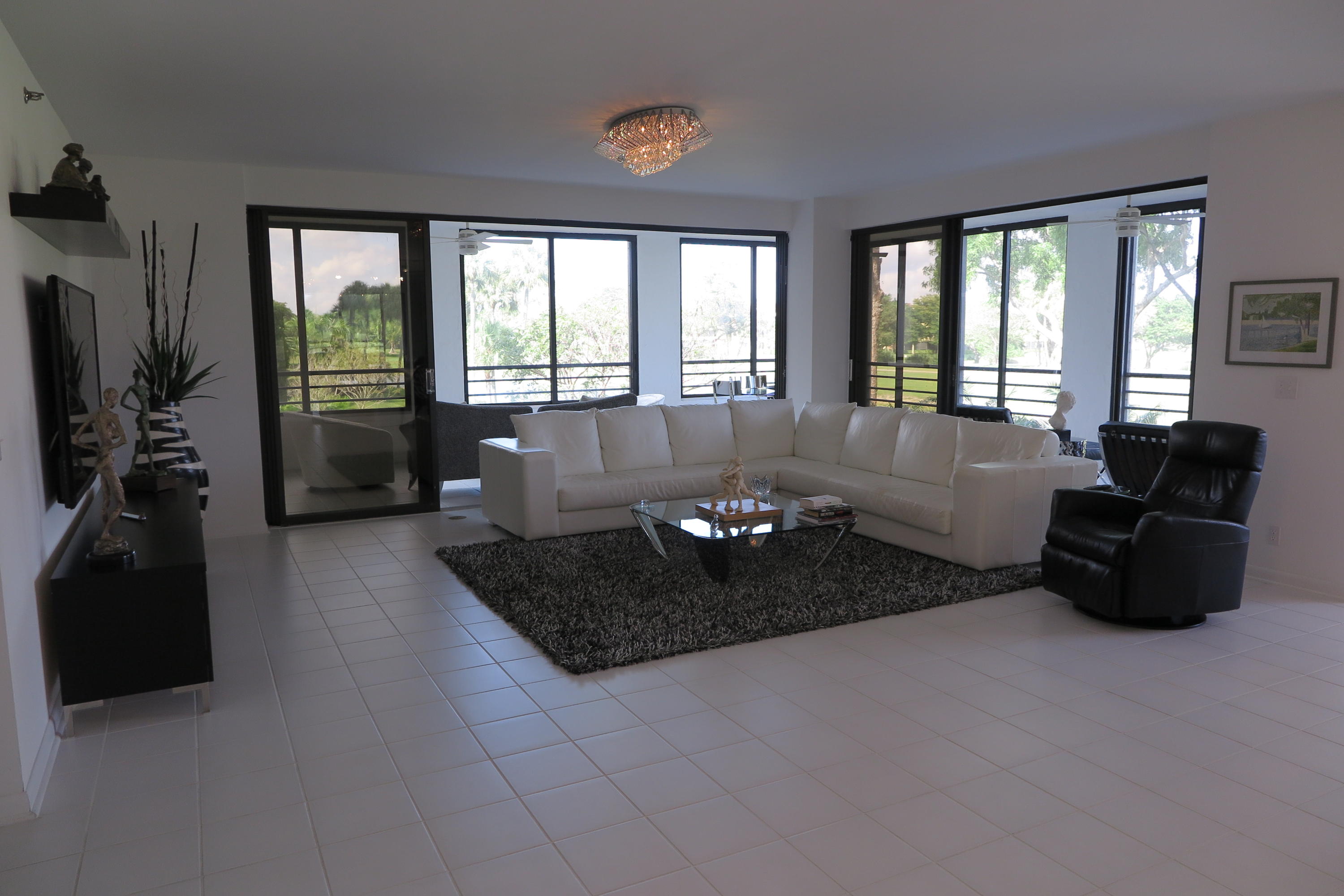 7351 Promenade Drive, Unit 201 Boca Raton, FL 33433 - Photo 4 of 32 Living room