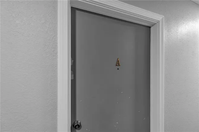 $132,500 | 5015 Walnut Street, Unit A, Kansas City, MO 64112