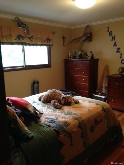 374 Lake Forest Road Rochester, MI 48309 - Photo 22 of 37 374 LF bd2.jpg
