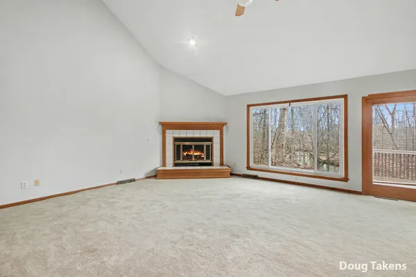 $335,000 | 4386 Ridge Lane Southwest, Wyoming, MI 49519
