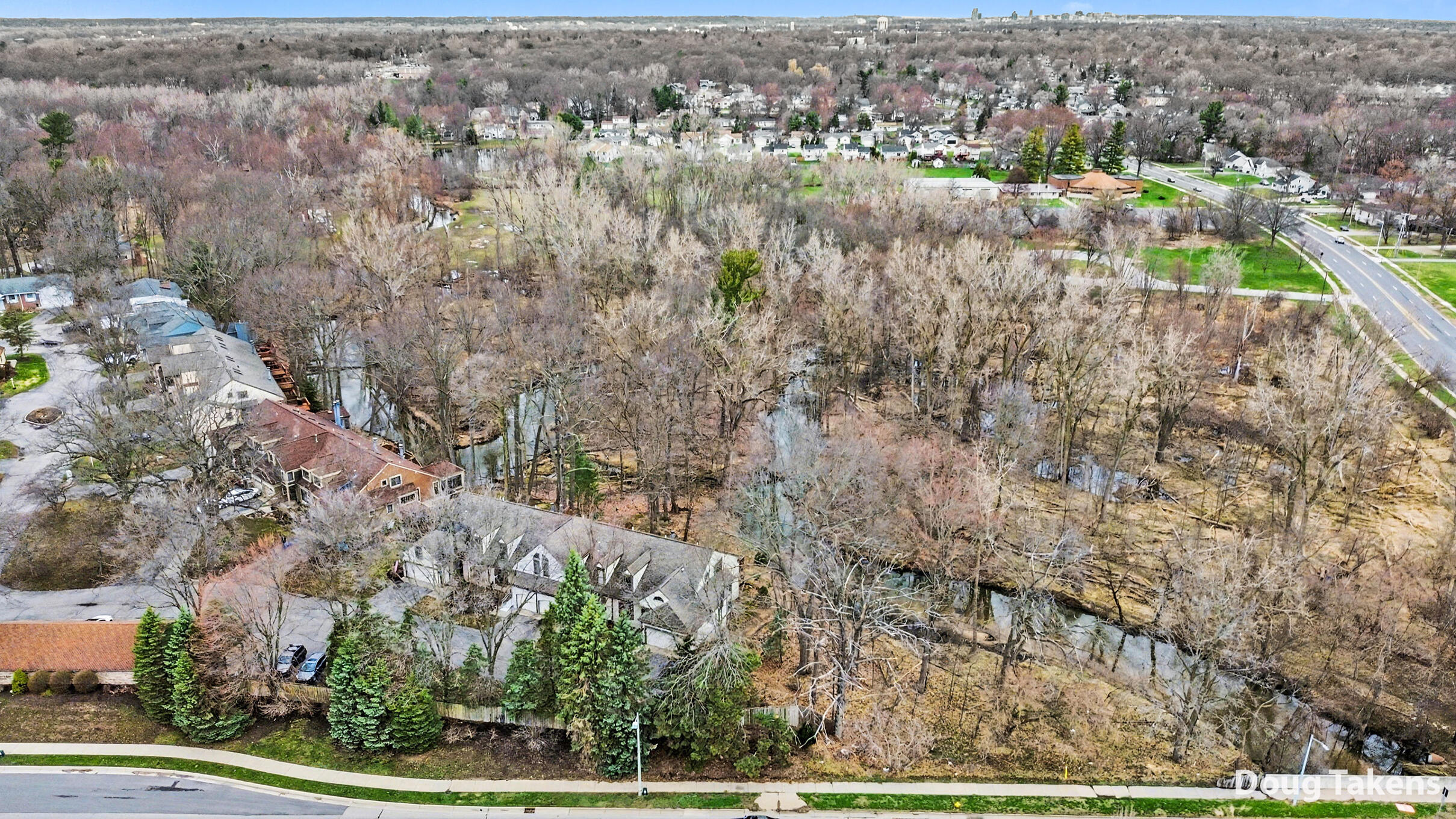 4386 Ridge Lane Southwest Wyoming, MI 49519 - Photo 5 of 40 Photo Mar 27 2026, 09 23 00