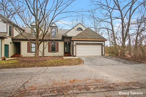 $335,000 | 4386 Ridge Lane Southwest, Wyoming, MI 49519