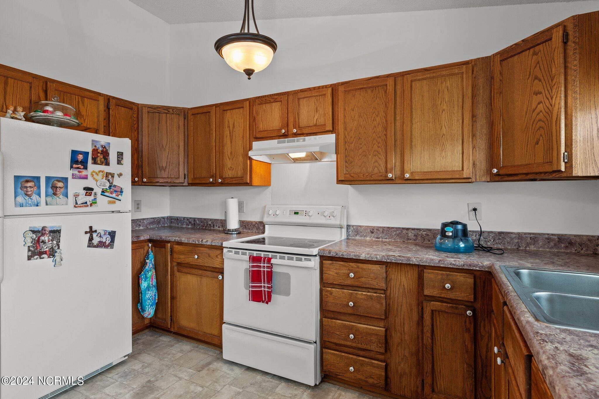 3398 Alvin Road Grimesland, NC 27837 - Photo 6 of 52 KITCHEN