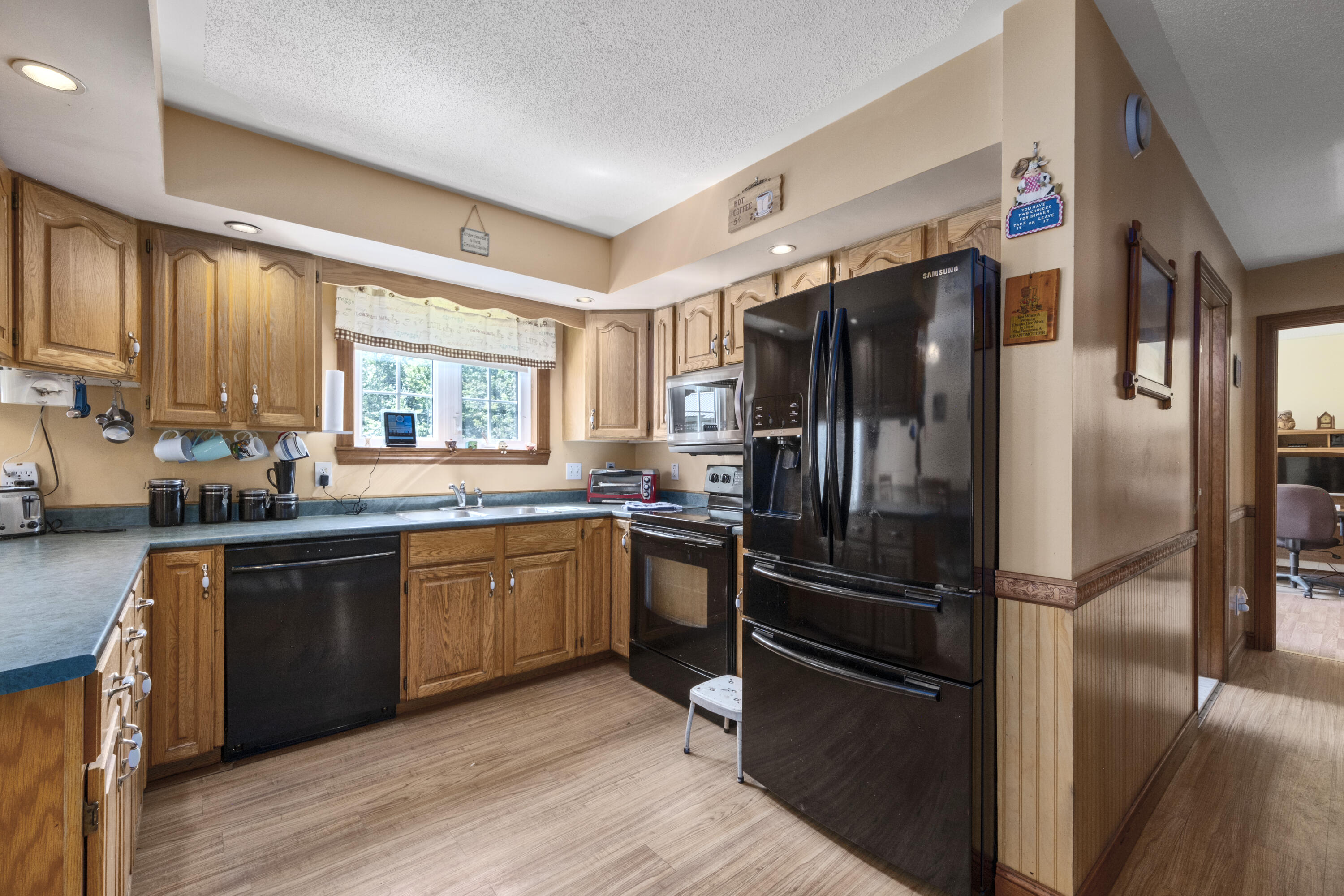 1581 Old Rte One Waldoboro, ME 04572 - Photo 11 of 51 28 - 1581 Old Rte 1 - Waldoboro - JAC