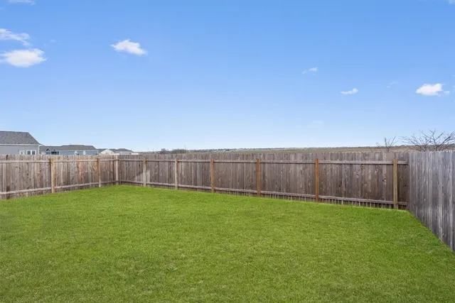 $1,950 | 216 Little Sparklers Loop, Hutto, TX 78634