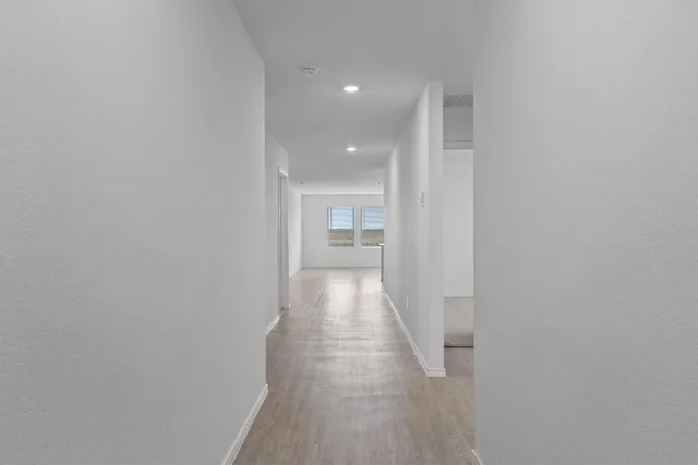 $1,950 | 216 Little Sparklers Loop, Hutto, TX 78634