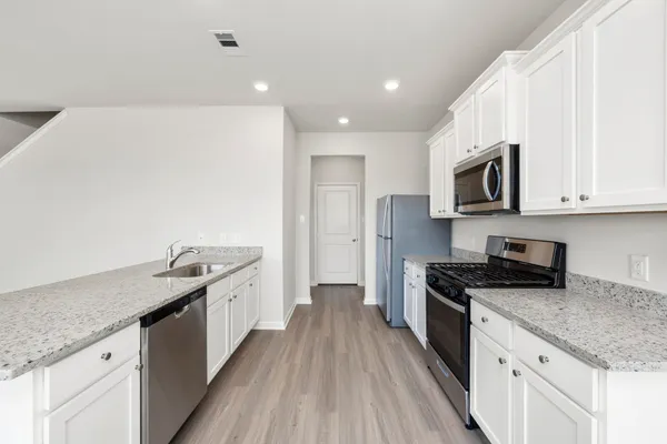 $2,435 | 6410 Summer Pass Drive, Houston, TX 77048