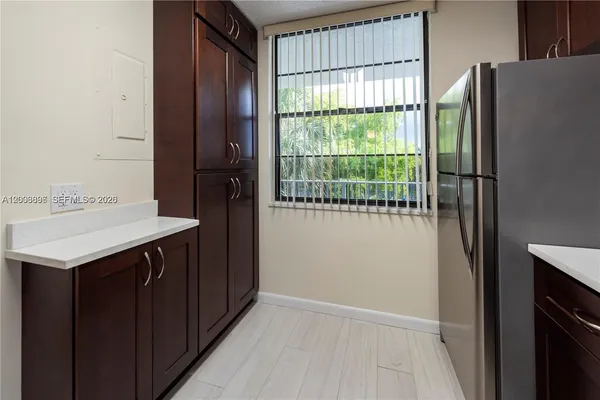 $350,000 | 1530 Whitehall Drive, Unit 302, Davie, FL 33324