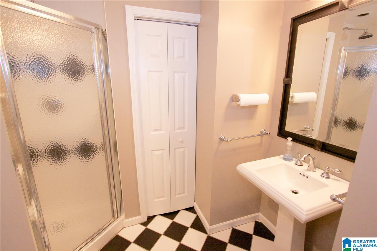 63 Shades Crest Road Birmingham, AL 35226 - Photo 16 of 26