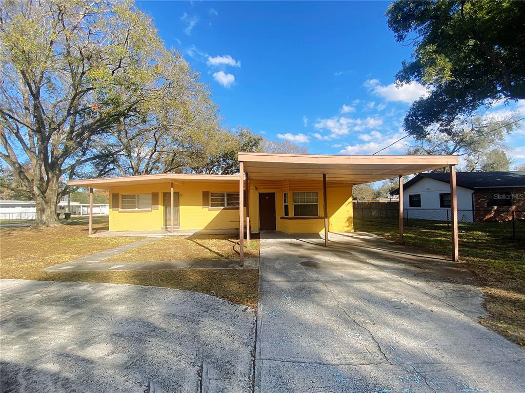 390 16th Street Northeast Winter Haven, FL 33881 - Photo 1 of 25