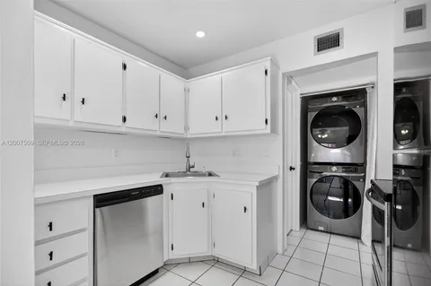 $199,999 | 12422 Florida A1A Alternate, Unit Q5, Palm Beach Gardens, FL 33410
