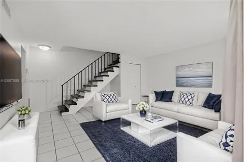 $199,999 | 12422 Florida A1A Alternate, Unit Q5, Palm Beach Gardens, FL 33410