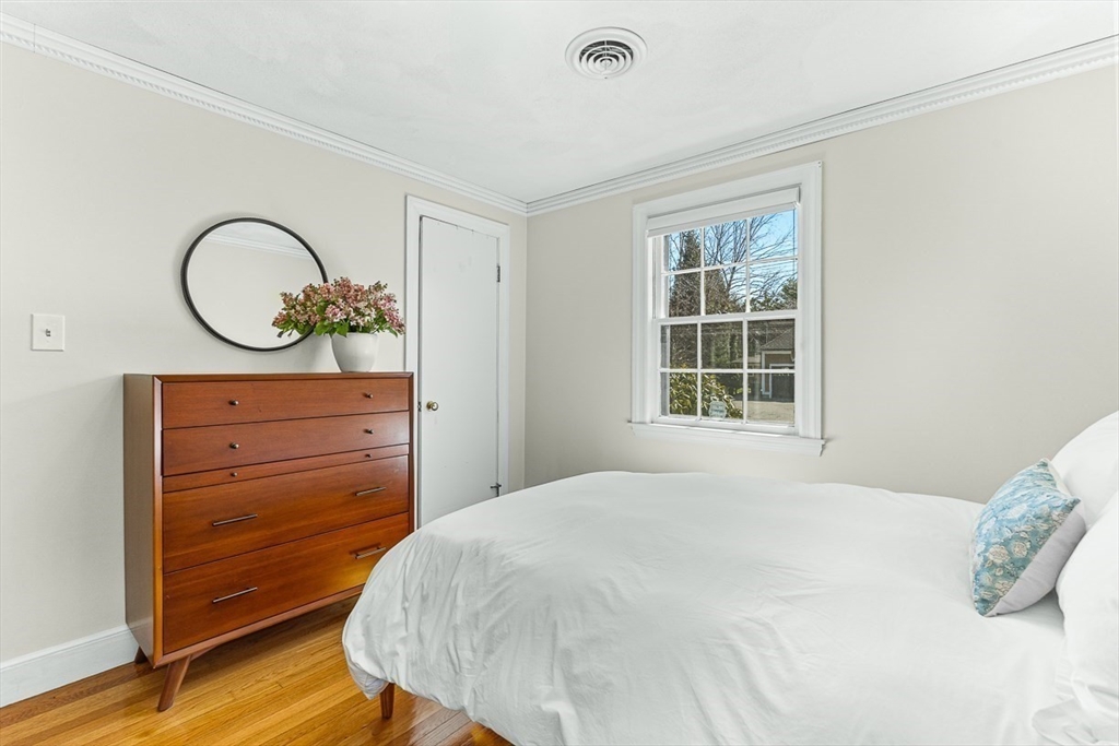 19 Cox Road Winchester, MA 01890 - Photo 28 of 40